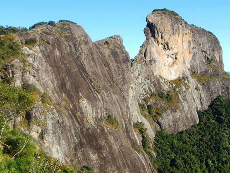 Vista da Pedra do Baú em São Bento do Sapucaí