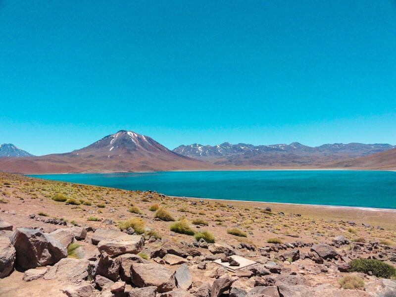 Paisagem das Lagunas Altiplanicas no Deserto do Atacama