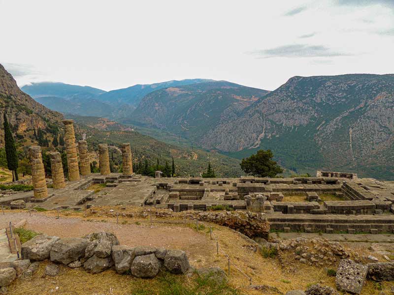 Templo de Apolo na cidade de Delfos na Grécia